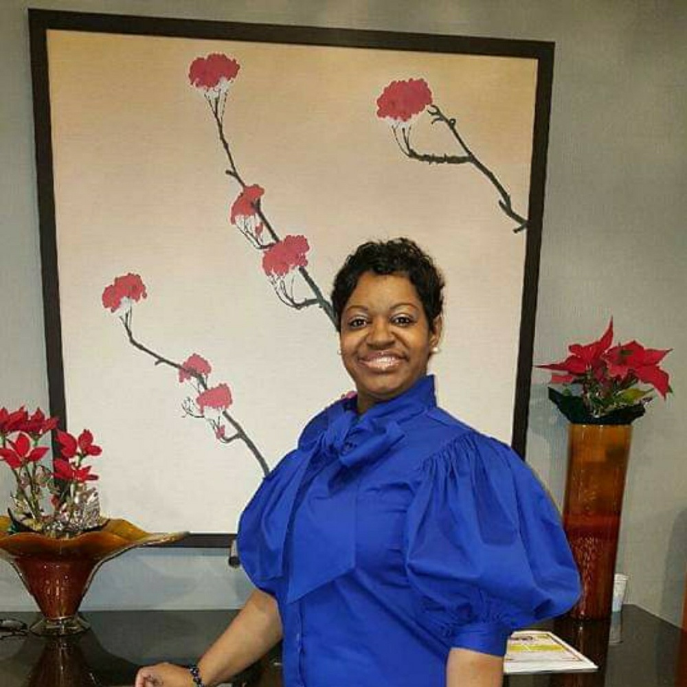 Meet your Posher, Latasha